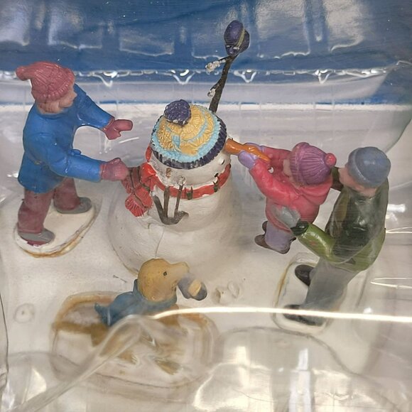 Lemax Her First Snowman 43105 Family Dog Winter Vail Christmas Village Retired - Picture 6 of 7